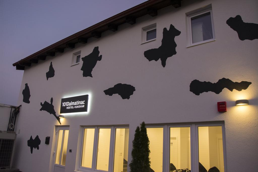 Hostel 101 Dalmatinac Вуковар Экстерьер фото